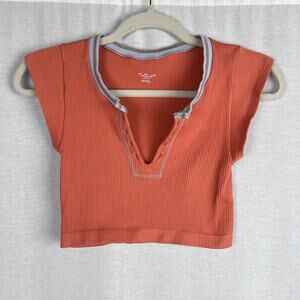 Urban Outfitters Top Go For Gold Cropped Tee Orange Athleisure Sporty Preppy Y2K